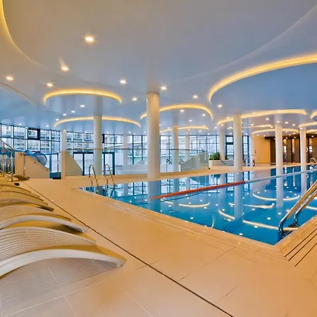 Aqua Apartments-aqua Park, Sauna, Jacuzzi No Limit, Parking コウォブジェク