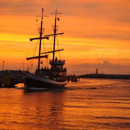 アパート Aqua Apartments-aqua Park, Sauna, Jacuzzi No Limit, Parking *