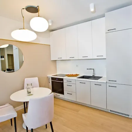 Aqua Apartments-aqua Park, Sauna, Jacuzzi No Limit, Parking Апартаменти