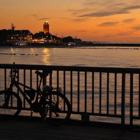 Aqua Apartments-aqua Park, Sauna, Jacuzzi No Limit, Parking アパート