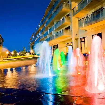 Aqua Apartments-aqua Park, Sauna, Jacuzzi No Limit, Parking アパート *