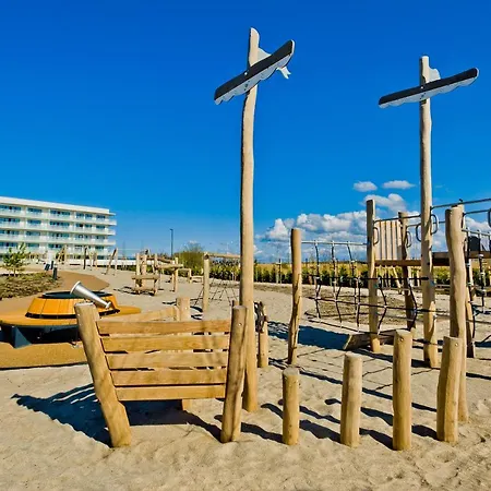 Aqua Apartments-aqua Park, Sauna, Jacuzzi No Limit, Parking Apartament *