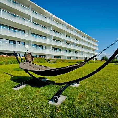 Aqua Apartments-aqua Park, Sauna, Jacuzzi No Limit, Parking Апартаменти Колобжег