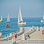 Aqua Apartments-aqua Park, Sauna, Jacuzzi No Limit, Parking