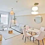 公寓 Aqua Apartments-aqua Park, Sauna, Jacuzzi No Limit, Parking