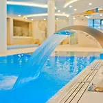 Aqua Apartments-aqua Park, Sauna, Jacuzzi No Limit, Parking Apartamento