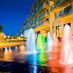 Aqua Apartments-aqua Park, Sauna, Jacuzzi No Limit, Parking 公寓 *