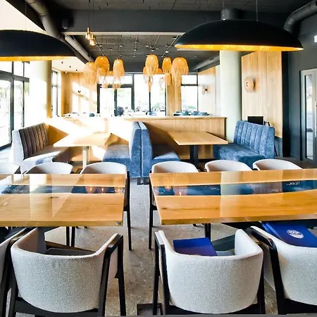 Aqua Apartments-aqua Park, Sauna, Jacuzzi No Limit, Parking Apartment *