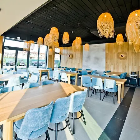 Aqua Apartments-aqua Park, Sauna, Jacuzzi No Limit, Parking