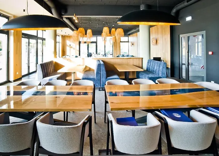 Aqua Apartments-aqua Park, Sauna, Jacuzzi No Limit, Parking Apartament *